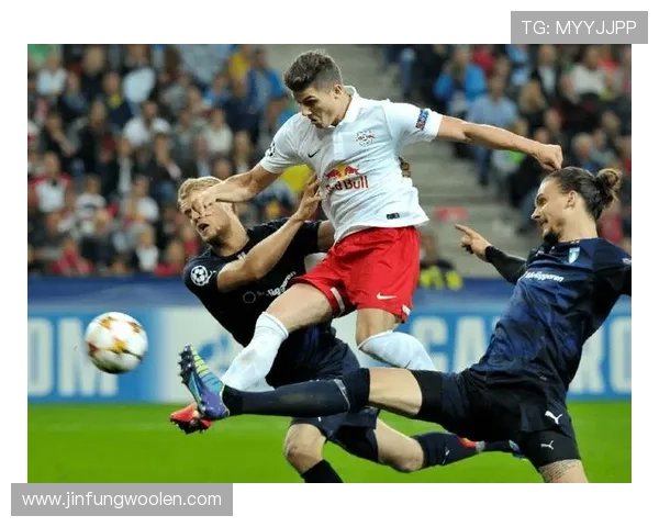 天空报道曼联切尔西波尔图争抢萨尔茨堡18岁前锋阿拉杰贝戈维奇